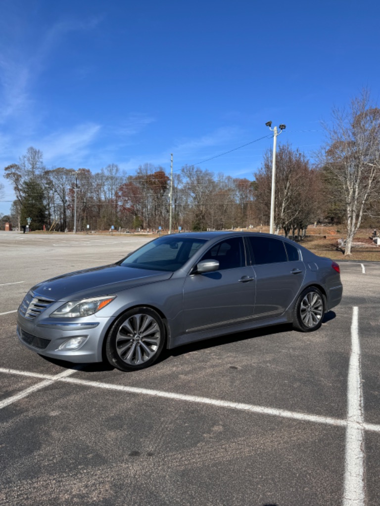 2014 Hyundai Genesis 5.0 R-Spec's photo